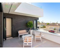 EXCLUSIVA VIVIENDA UNIFAMILIAR EN ROJALES.