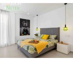 EXCLUSIVA VIVIENDA UNIFAMILIAR EN ROJALES.