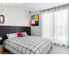 EXCLUSIVA VIVIENDA UNIFAMILIAR EN ROJALES.