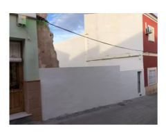 ¡Se Vende Solar Urbano de 233 m² en San Roque - Listo para Construir!