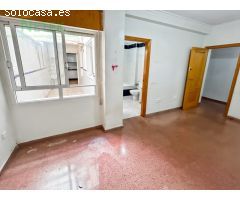 ESPACIOSO PISO EN EL CENTRO DE LOS MONTESINOS