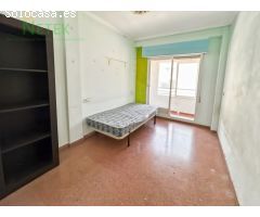 ESPACIOSO PISO EN EL CENTRO DE LOS MONTESINOS