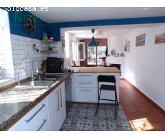 CASA CON PARCELA