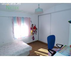 CASA CON PARCELA