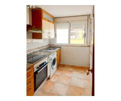 APARTAMENTO JUNTO A LA PINADA DE GUARDAMAR.
