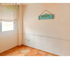 APARTAMENTO JUNTO A LA PINADA DE GUARDAMAR.