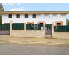 Chalet Exclusivo en Cala Vinyas: Lujo y Confort en un Entorno Idílico