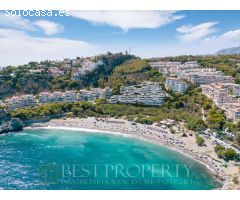 Villas de lujo en venta en el Parque Natural de Marina del este. Primera línea