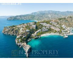 Villas de lujo en venta en el Parque Natural de Marina del este. Primera línea