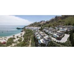 Villas de lujo en venta en el Parque Natural de Marina del este. Primera línea