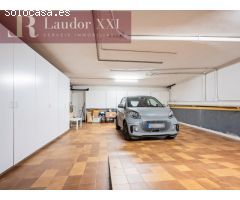 CASA CON PISCINA CENTRO DE SABADELL