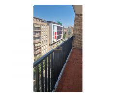 ATENCION ESTUDIANTES. EL PRECIO INDICADO EN EL ANUNCIO ES PARA 1 HABITACION .
