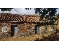 Finca urbana a la venta en Membribe de la Sierra.