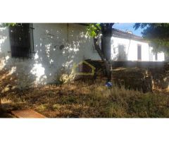 Finca urbana a la venta en Membribe de la Sierra.