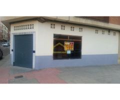 Oportunidad! Negocio en funcionamiento! IDEAL INVERSIÓN! Local bar-restaurante.