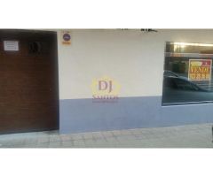 Oportunidad! Negocio en funcionamiento! IDEAL INVERSIÓN! Local bar-restaurante.