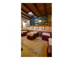 Local restaurante totalmente reformado, montado en funcionamiento!! En pleno