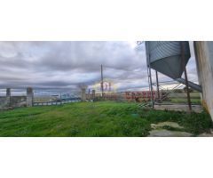 Nave de 750m2 con 2300m2 terreno en San Cristóbal de la cuesta antiguamente