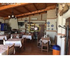Chalet pareado de 350m2 útiles en san morales. Dispone de 6 dormitorios, 4 baños