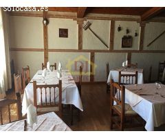 Chalet pareado de 350m2 útiles en san morales. Dispone de 6 dormitorios, 4 baños