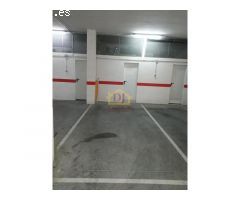 Local en zona centro con una superficie útil de 400m2. 190m2 de local en bruto