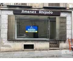 Local comercial en C/ Tomas Luis de Victoria, 17