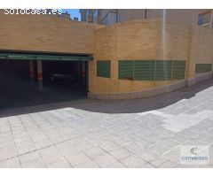 Alquiler de plaza de garaje en Ctra Burgohondo / C/ Mancebo de Arévalo