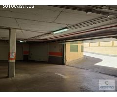 Alquiler de plaza de garaje en Ctra Burgohondo / C/ Mancebo de Arévalo
