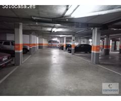 Alquiler de plaza de garaje en Ctra Burgohondo / C/ Mancebo de Arévalo