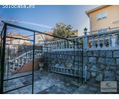 Venta de chale pareado en C/ Puerto de Serranillos, 31