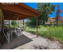 TERRENO PLANO CON CASITA PARA REFORMAR