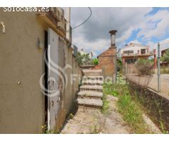 TERRENO PLANO CON CASITA PARA REFORMAR
