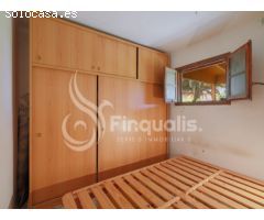 TERRENO PLANO CON CASITA PARA REFORMAR