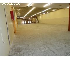 LOCAL-NAVE COMERCIAL