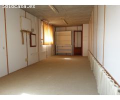 LOCAL-NAVE COMERCIAL
