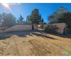 CHALET EN CAMPILLO DE ARRIBA