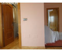 MAGNIFICA VIVIENDA UNIFAMILIAR-BUHARDILLA y LOCAL ´(PISO UNICO)