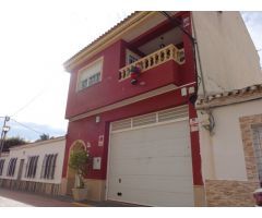 MAGNIFICA VIVIENDA UNIFAMILIAR-BUHARDILLA y LOCAL ´(PISO UNICO)