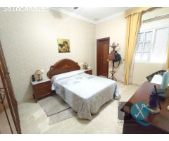 Casa planta baja con cochera, zona la Gordilla