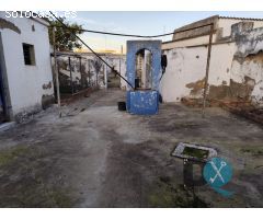 Gran oportunidad en Los Molares, casa planta baja a reformar con amplia parcela,