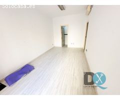 Oportunidad de Inversión: Bajo con Potencial para Vivienda en centro de Utrera