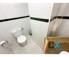 Oportunidad de Inversión: Bajo con Potencial para Vivienda en centro de Utrera