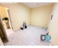 Oportunidad de Inversión: Bajo con Potencial para Vivienda en centro de Utrera