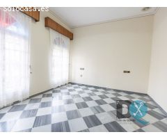 Venta en exclusiva Chalet independiente en barriada de San Sebastian, Utrera.