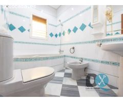 Venta en exclusiva Chalet independiente en barriada de San Sebastian, Utrera.