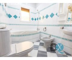 Venta en exclusiva Chalet independiente en barriada de San Sebastian, Utrera.