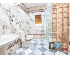 Venta en exclusiva Chalet independiente en barriada de San Sebastian, Utrera.