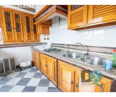 Venta en exclusiva Chalet independiente en barriada de San Sebastian, Utrera.