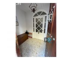 ¡Magnifica casa en perfecto estado! Centro Utrera.