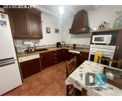 ¡Magnifica casa en perfecto estado! Centro Utrera.